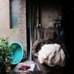 Detalle del telar y la coloración de los hilos